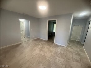 2835 Evans Ave in Ft. Myers, FL - Foto de edificio - Building Photo