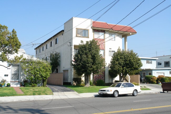 611 E Chevy Chase in Glendale, CA - Building Photo - Building Photo