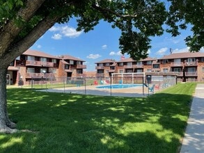 6th Dimension Apartments in North Platte, NE - Foto de edificio - Building Photo