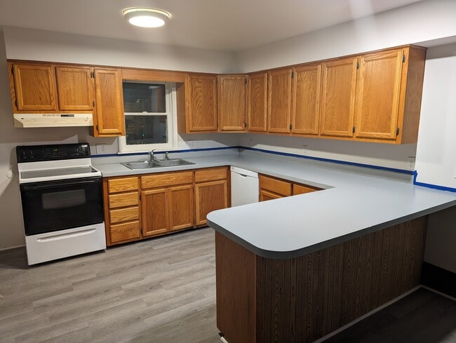 413 Cherry Ave in Niles, OH - Building Photo - Building Photo