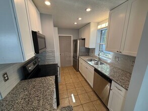 104 S Fairfield Dr in Peachtree City, GA - Building Photo - Building Photo