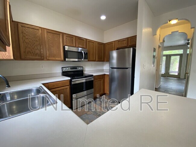 1324 E Chubs Way in Flagstaff, AZ - Building Photo - Building Photo