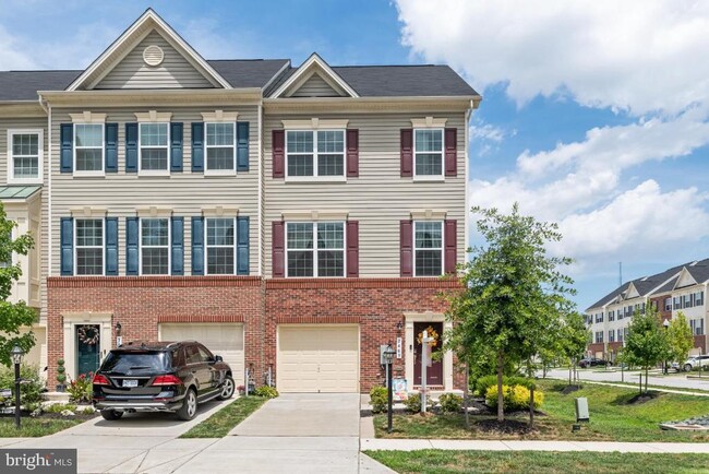 property at 7469 Tanyard Knoll Ln