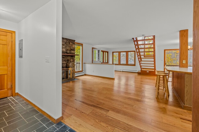 14 Clearview Terrace in Ridgefield, CT - Building Photo - Building Photo