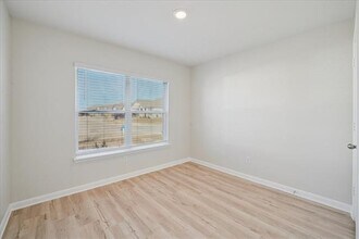 115 Sammy Fowler Ave in Venus, TX - Building Photo - Building Photo