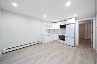 28 Dales Ave, Unit 3 in Jersey City, NJ - Building Photo - Building Photo