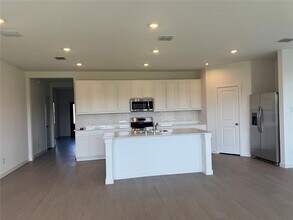 337 Sedalia Trl in Justin, TX - Building Photo - Building Photo