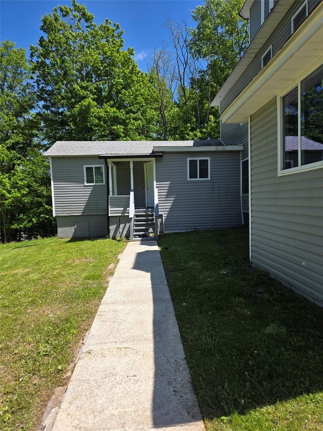 property at 14 Orange Ln