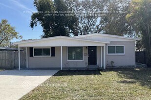 1320 54th Ave N, Unit 3222 in St. Petersburg, FL - Building Photo