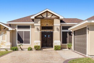 13921 N 36th St in McAllen, TX - Building Photo