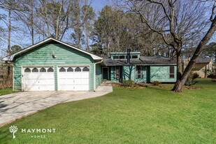 9440 Hidden Branch Dr in Jonesboro, GA - Building Photo