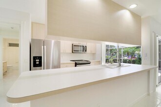 11301 Myrtle Oak Ct in Palm Beach Gardens, FL - Building Photo - Building Photo