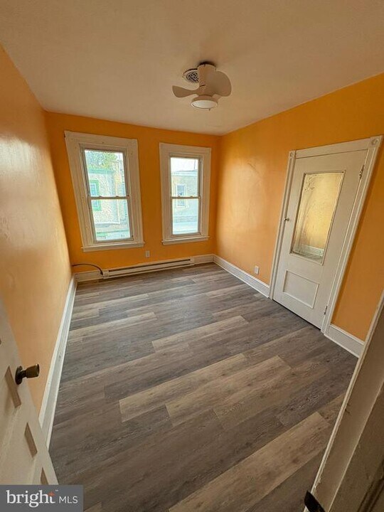 5934 Spring St in Philadelphia, PA - Building Photo