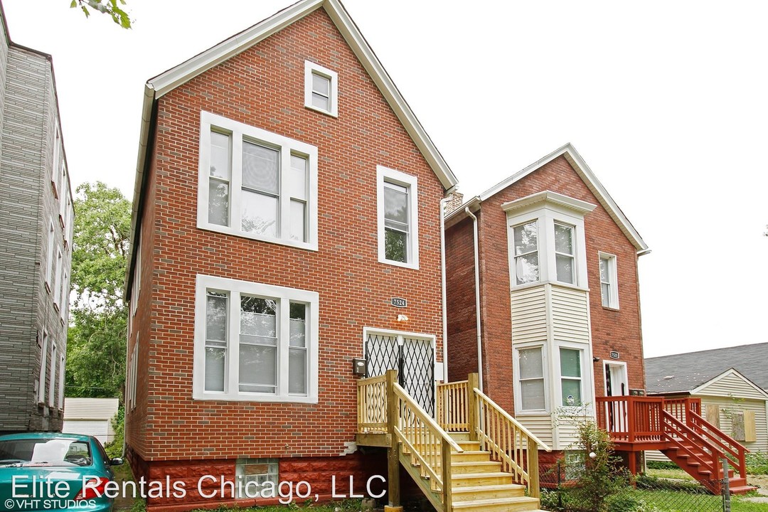 7524 S Ellis Ave in Chicago, IL - Building Photo