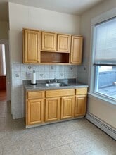 173 Danforth Ave in Jersey City, NJ - Building Photo - Building Photo