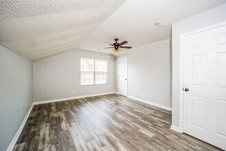 102 Dartmouth Ct in Goose Creek, SC - Building Photo - Building Photo