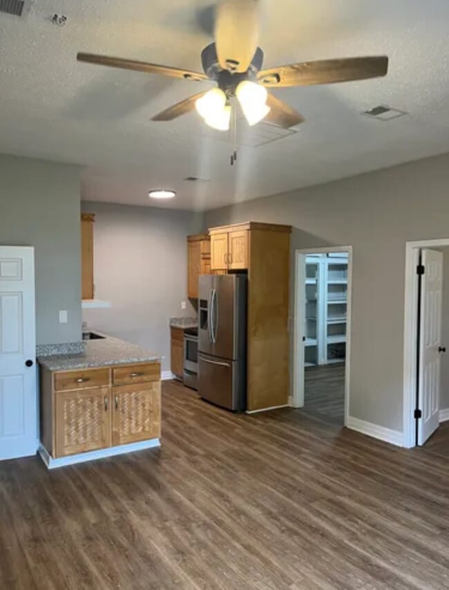 8715 Fowler Ave, Unit 1