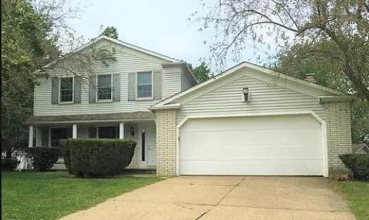 16946 Antler Ln in Strongsville, OH - Building Photo - Building Photo