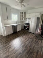 437 Valentine St in Fall River, MA - Building Photo - Building Photo