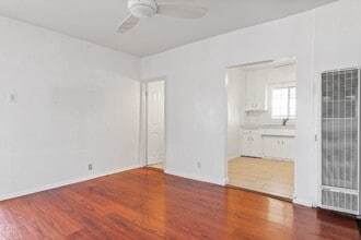 331 W 13th St in Los Angeles, CA - Building Photo - Building Photo