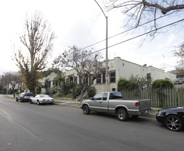 3100-3114 London St in Los Angeles, CA - Building Photo - Building Photo