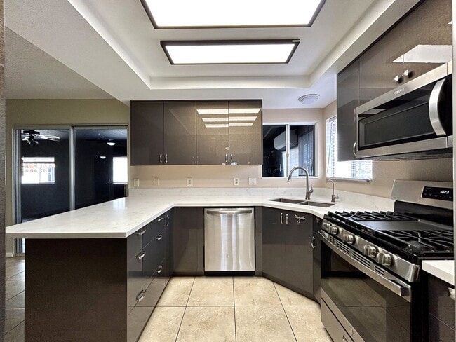 12900 Cuando Way in Desert Hot Springs, CA - Building Photo - Building Photo