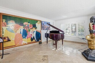3182 Moonflower Dr in Las Vegas, NV - Building Photo - Building Photo