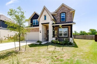 1900 Mariann Dr in Leander, TX - Building Photo - Building Photo