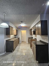 124 Candlelight Ln in Livingston, TX - Foto de edificio - Building Photo