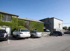 Abbey Road in Austin, TX - Building Photo - Building Photo