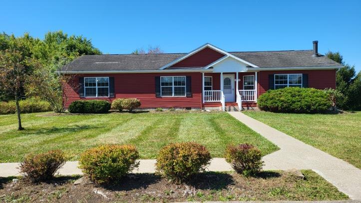 400 Grafton St in Frazeysburg, OH - Building Photo