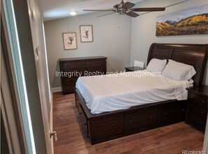 5725 W Mississippi Ave in Lakewood, CO - Building Photo - Building Photo