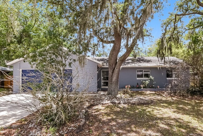 9524 Buxton Ct