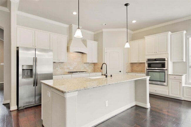 property at 78 Hearthshire Cir