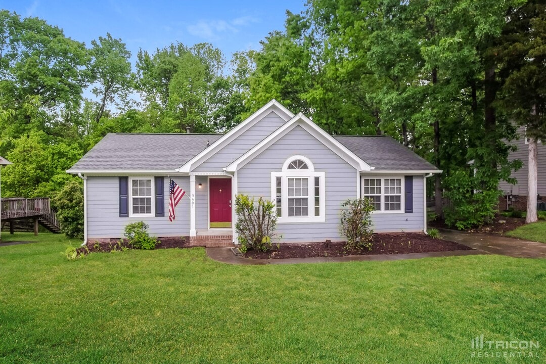3401 Chistow Rd in Matthews, NC - Building Photo