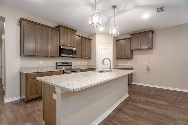 The Villas at Shahan Trail in Whitehouse, TX - Building Photo - Building Photo