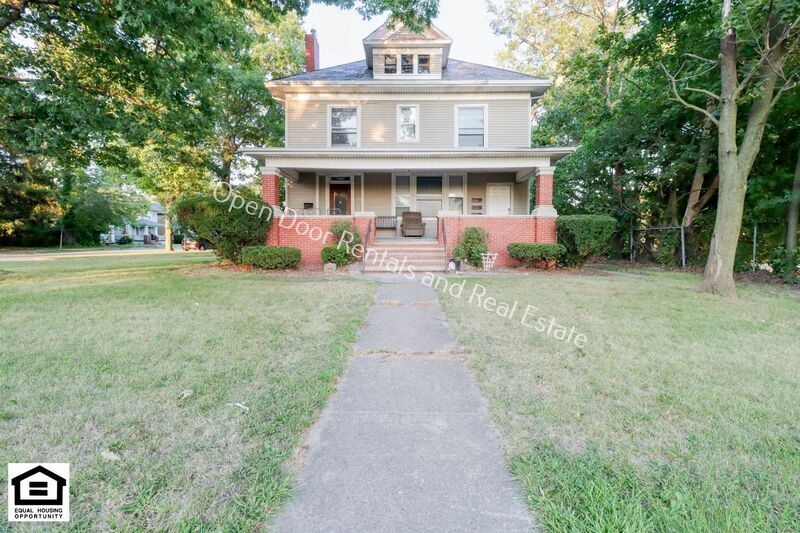 3409 Hanna St in Fort Wayne, IN - Building Photo