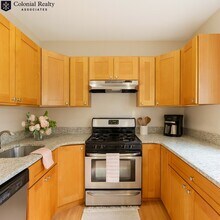 68 Egmont St in Brookline, MA - Building Photo - Building Photo