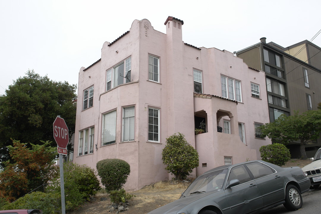 721 Rand Ave in Oakland, CA - Building Photo