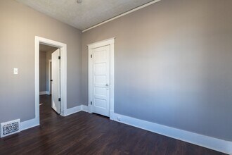 4011 Saratoga St in Omaha, NE - Building Photo - Building Photo