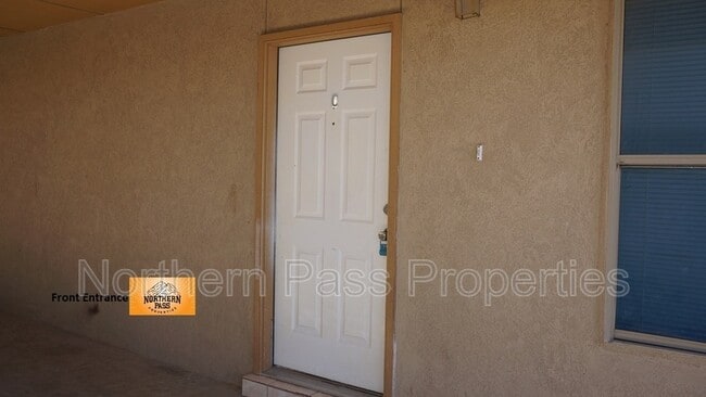8909 Herbert St in El Paso, TX - Building Photo - Building Photo