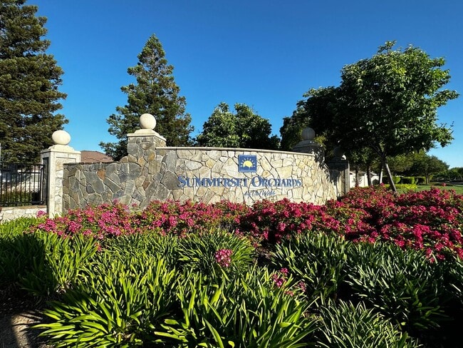 property at 575 Quindell Way