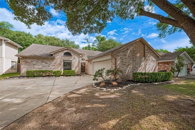 property at 2339 Loyanne Dr