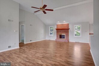6929 Fairway Oaks in Chambersburg, PA - Building Photo - Building Photo