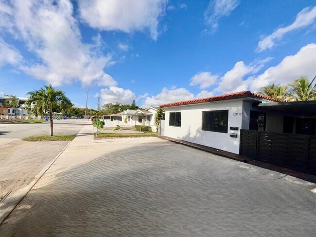 property at 3297 SW 26th St