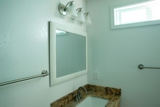 7981 Moss Landing Rd in Moss Landing, CA - Building Photo - Building Photo