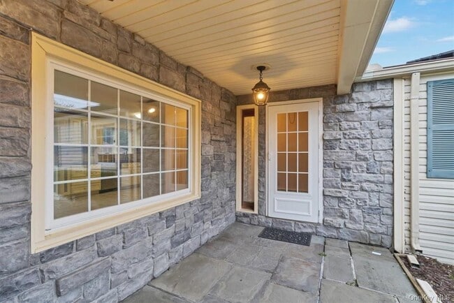 1467 Goshen Turnpike in Middletown, NY - Building Photo - Building Photo