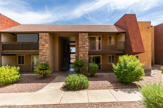4450 Sandy River Dr
