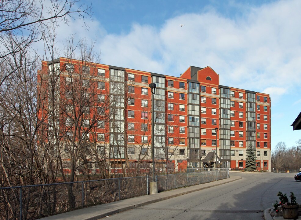 Consideration Co-Operative Homes in Oshawa, ON - Building Photo