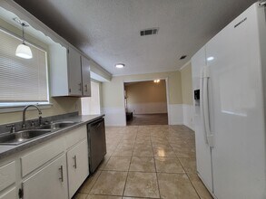 1708 Kenyon St in Killeen, TX - Building Photo - Building Photo